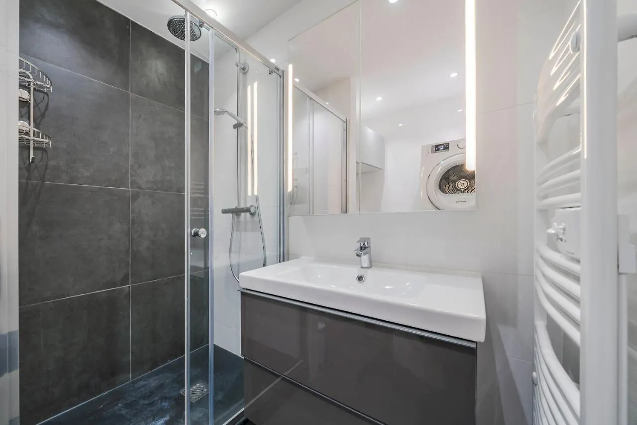 Wonderful One Bedroom Heart Of Cannes, 2Min Walk To Carlton Hotel! Frankrike